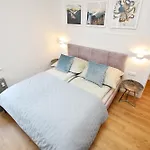 Apartment Port -navigator *